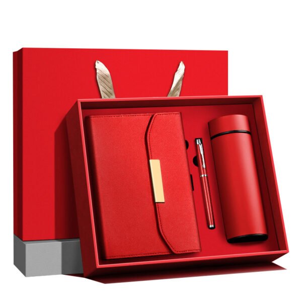 Customized combination gift sets (notebook, umbrellas) can be customized with LOGO patterns